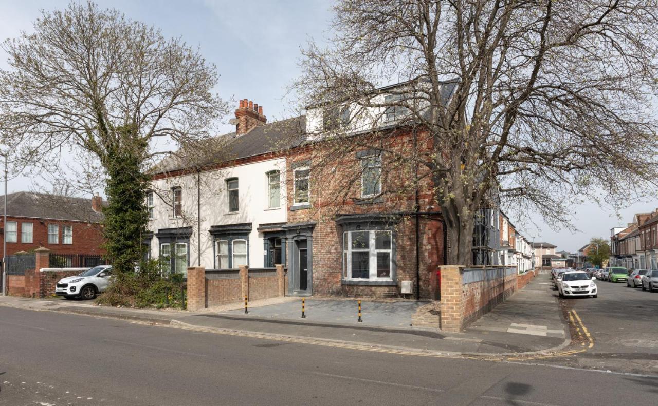 Stockton Town Centre Studio Apartments Free Parking And Wi-Fi Exterior photo